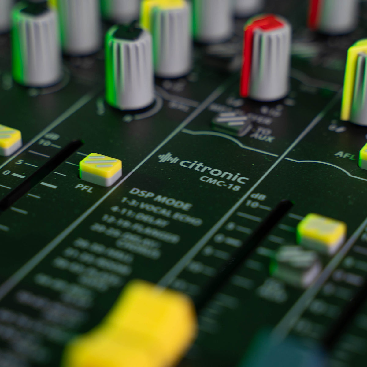 CMC-18 Live Mixing Console