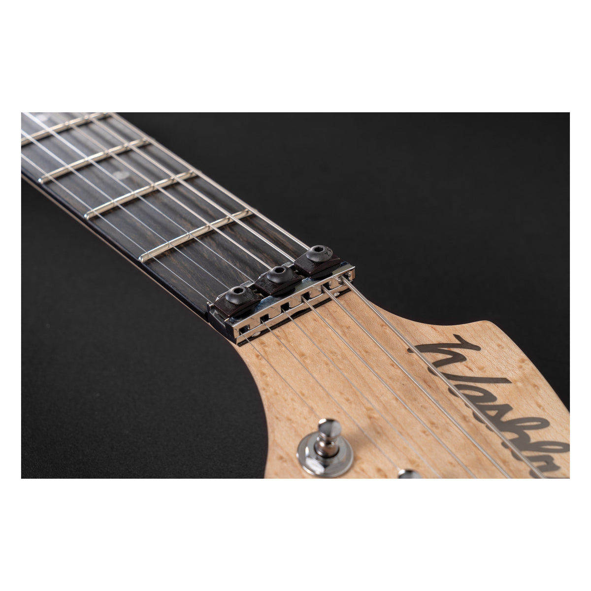 Washburn 4N Nuno Bettencourt USA Electric Guitar – Natural Distressed – detail view 3