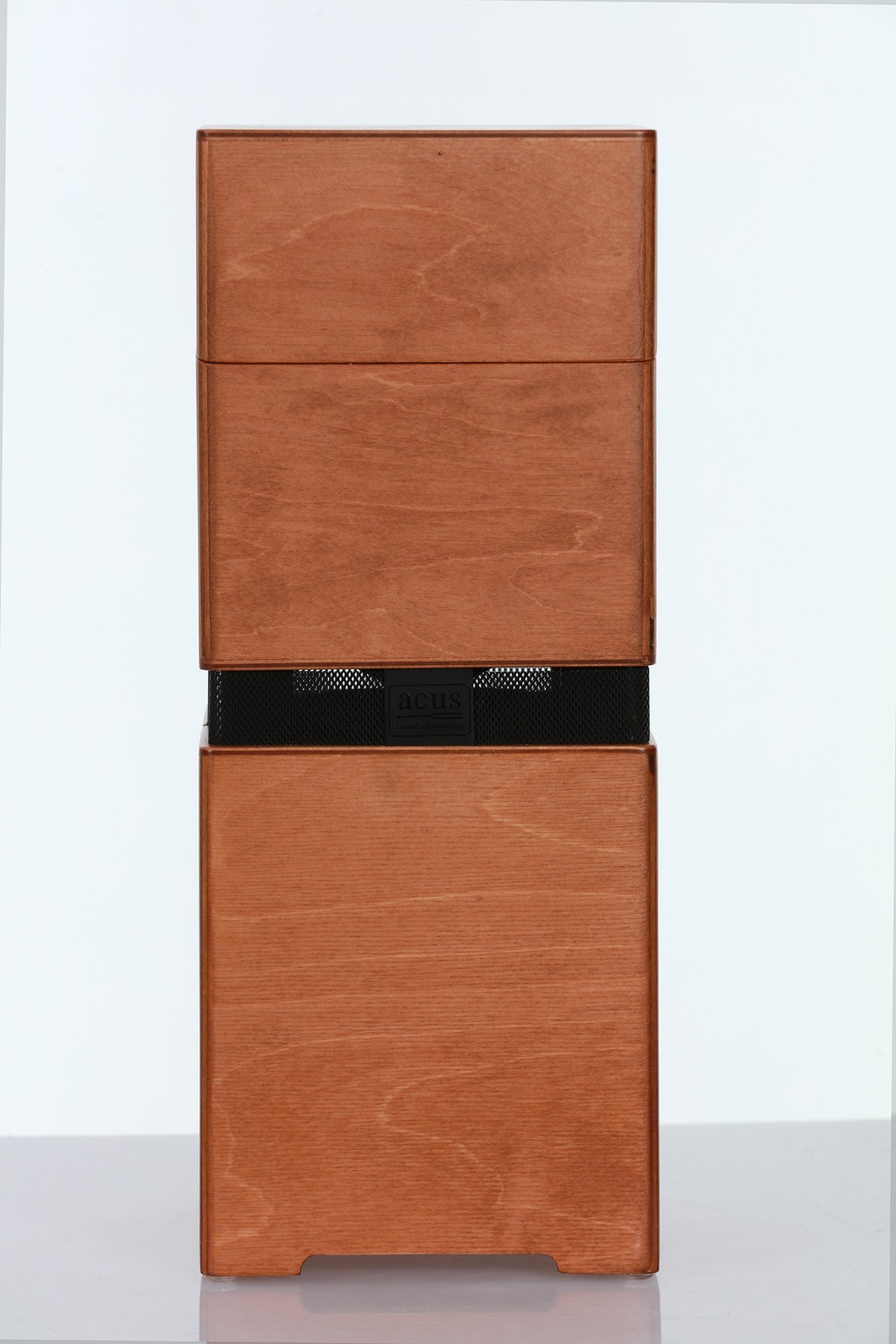 Acus All Around 4 wood finish Front view closed
